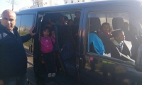 رهط: سيارة تقل 25 طفلاً صغيرا بدل 8 اطفال
